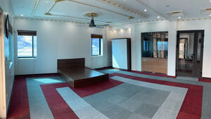 entry-gallery