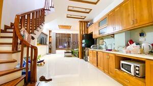Hình ảnh Bán nhà Chùa Bộc Đống Đa 45m2x5T đẹp, gần Đại Học Y ô tô đỗ gần nhà
