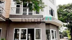 Hình ảnh Cho thuê 3 căn nhà thô Khu Compound Park Riverside Bưng Ông Thoàn Q9