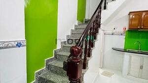 Hình ảnh Hiếm: HXH Phan Đình Phùng, PN, 4 lầu ST, Giáp Q1 - Chỉ 5 tỷ 200 tr TL