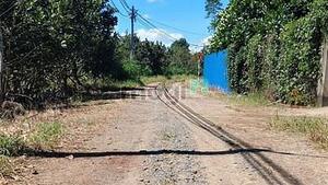Hình ảnh Cần bán lô đất vườn đường hiện hữu, 1000m2 chỉ với 690 triệu.