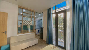 entry-gallery