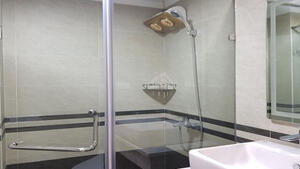 entry-gallery