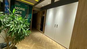 Hình ảnh Cho thuê Shophouse Nguyễn Cơ Thạch có thang máy giá chỉ có 170 triệu
