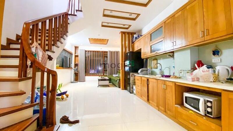 Hình ảnh Bán nhà Chùa Bộc Đống Đa 45m2x5T đẹp, gần Đại Học Y ô tô đỗ gần nhà
