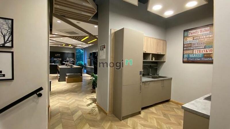 Hình ảnh Cho thuê Shophouse Nguyễn Cơ Thạch có thang máy giá chỉ có 170 triệu
