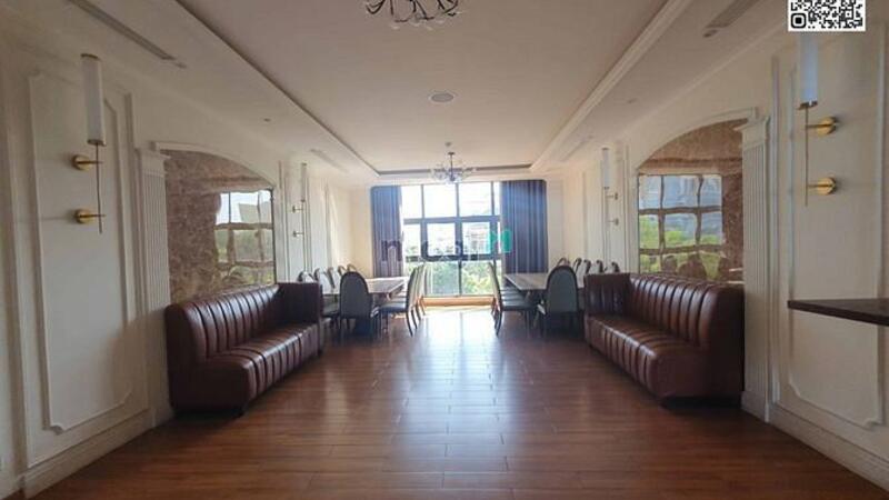 Hình ảnh MB kinh doanh nhà hàng,ngang 15m, sẵn trang thiết bị, có thể làm ngay