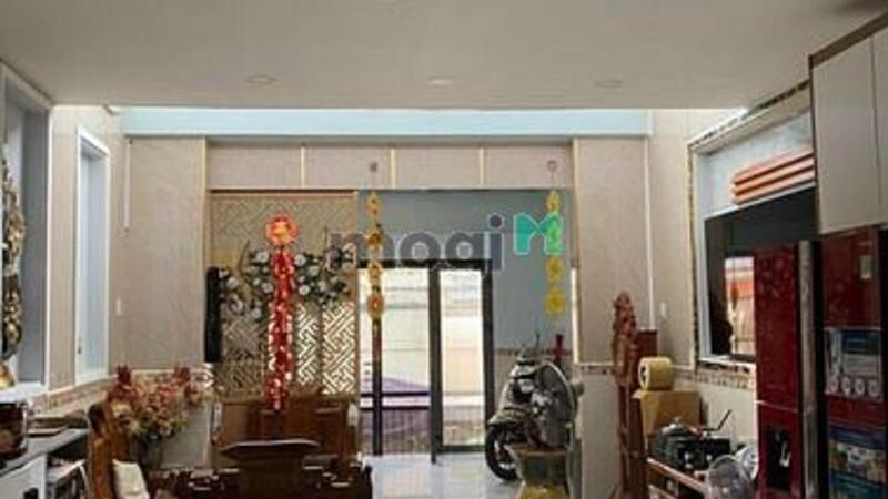 Hình ảnh Nhà hẻm xe tải Phú Nhuận, ô tô đậu trong nhà.