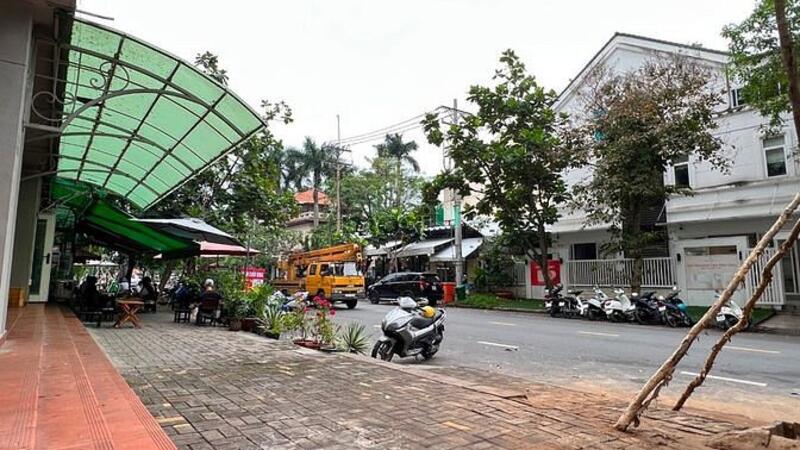 Hình ảnh Shop kinh doanh 143m2 mặt tiền đường lớn trung tâm Phú Mỹ Hưng giá tốt