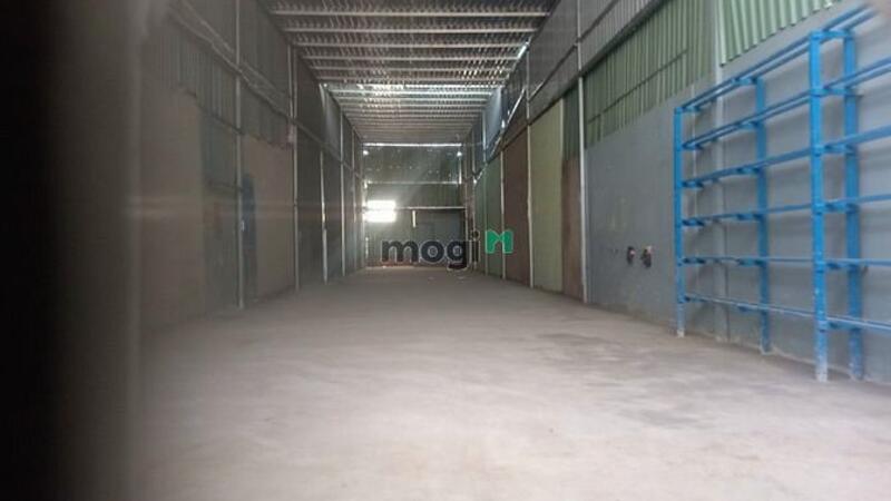 Hình ảnh Kho Xưởng 200m 12 Triệu Gần Ngã Tư Ga Quận 12