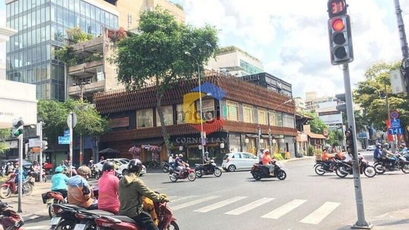 Hình ảnh Cho thuê nhà GÓC 2MT đường Hai Bà Trưng & Nguyễn thị Minh Khai, Q1