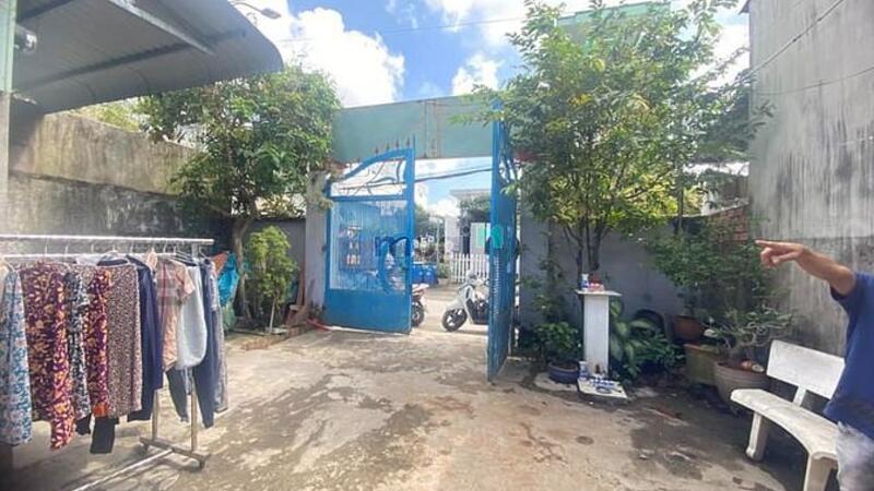 Hình ảnh Rẻ hơn thị trường 30%! Bán nhà mặt tiền đường số, Lò Lu, Q9, 200m2.