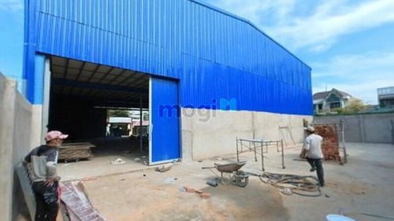 Hình ảnh Kho Xưởng Mới Xây 790m Xe Container, Nền Epoxy  Ngã Tư Ga Q12