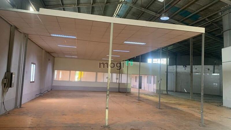 Hình ảnh * Cho thuê kho *1000m2 gần đường Hoàng Hữu Nam, phường Long Thạnh Mỹ,